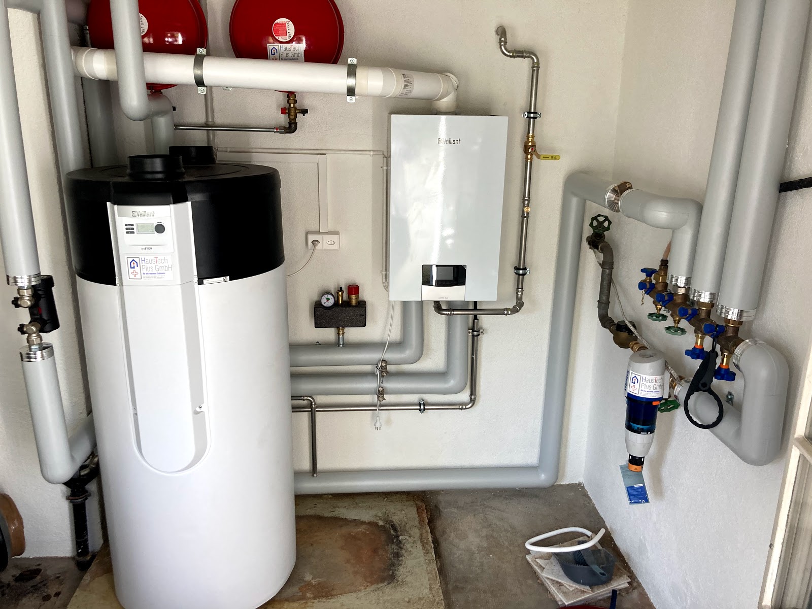 HausTech Plus GmbH