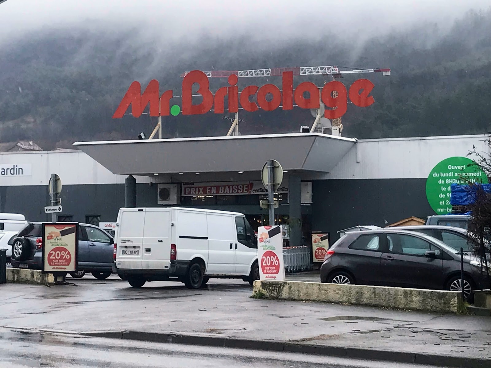 Logo de Mr.Bricolage Gap